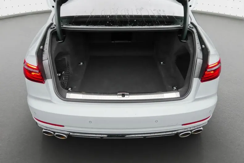 Audi S8 din 2023 cu 10.439 km - oferta AUD162167 - foto 11