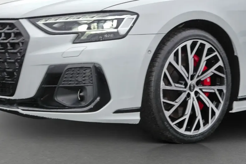 Audi S8 din 2023 cu 10.439 km - oferta AUD162167 - foto 13