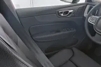 Volvo XC60 din 2025 cu 26.386 km - oferta VOL162169 - foto 12