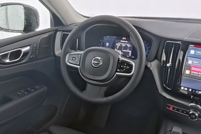 Volvo XC60 din 2025 cu 26.386 km - oferta VOL162169 - foto 14