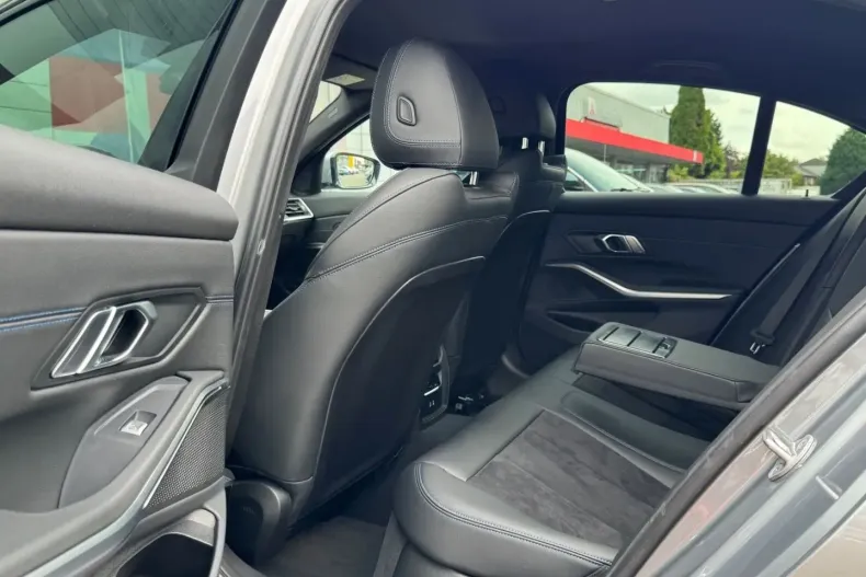 BMW 320 din 2024 cu 10.260 km - oferta BMW162170 - foto 13