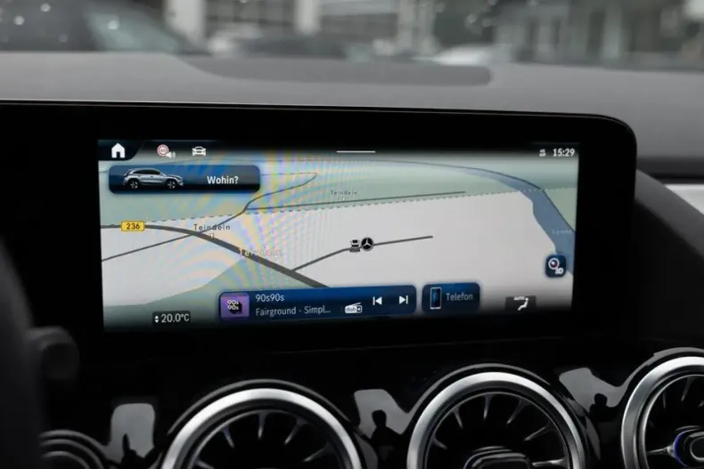 Mercedes-Benz GLA 220 din 2024 cu 15.074 km - oferta MER162176 - foto 9