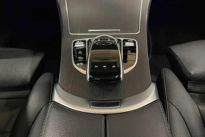 Mercedes-Benz C 220 din 2021 cu 42.484 km - oferta MER162189 - foto 23