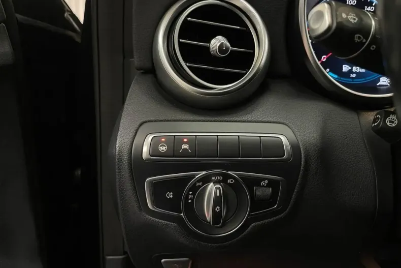 Mercedes-Benz C 220 din 2021 cu 42.484 km - oferta MER162189 - foto 31