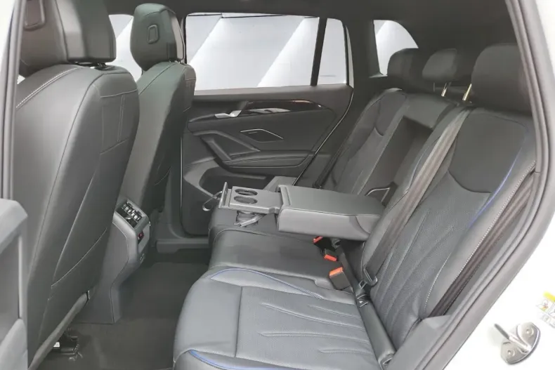 Volkswagen Tiguan din 2024 cu 16.829 km - oferta VOL162190 - foto 19