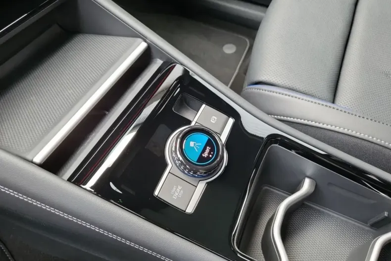 Volkswagen Tiguan din 2024 cu 16.829 km - oferta VOL162190 - foto 23