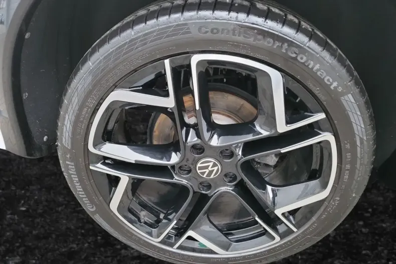 Volkswagen Tiguan din 2024 cu 16.829 km - oferta VOL162190 - foto 30