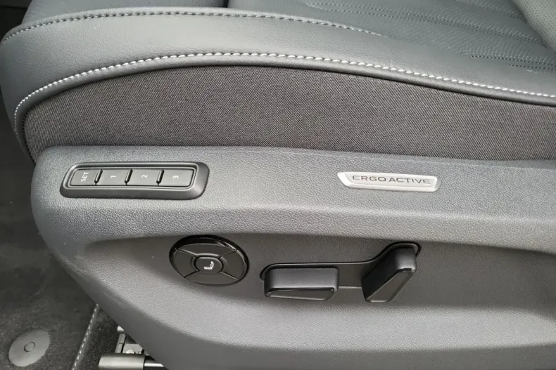 Volkswagen Tiguan din 2024 cu 23.395 km - oferta VOL162192 - foto 23