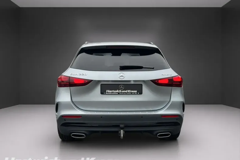 Mercedes-Benz GLA 220 din 2023 cu 47.490 km - oferta MER162193 - foto 6