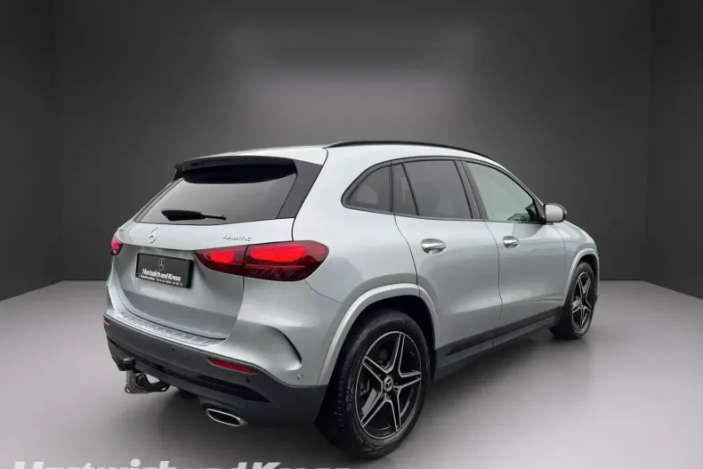 Mercedes-Benz GLA 220 din 2023 cu 47.490 km - oferta MER162193 - foto 7