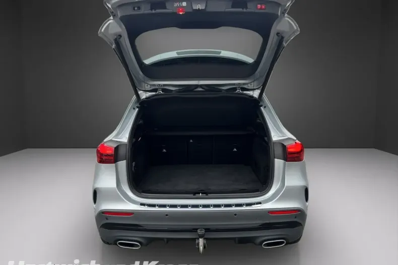 Mercedes-Benz GLA 220 din 2023 cu 47.490 km - oferta MER162193 - foto 9