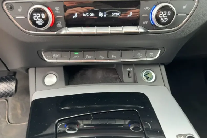 Audi Q5 din 2022 cu 48.660 km - oferta AUD162197 - foto 10