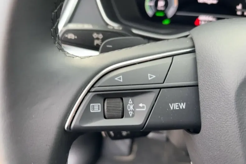 Audi Q5 din 2022 cu 48.660 km - oferta AUD162197 - foto 11