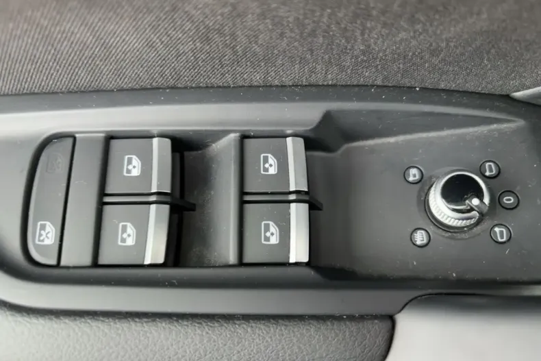 Audi Q5 din 2022 cu 48.660 km - oferta AUD162197 - foto 12