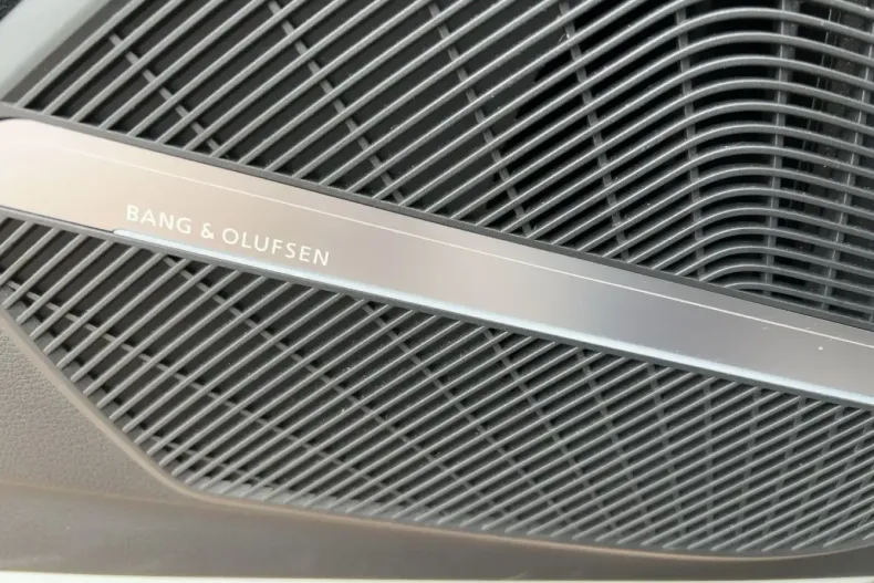 Audi Q5 din 2022 cu 48.660 km - oferta AUD162197 - foto 13