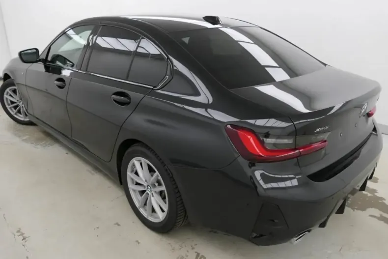 BMW 330 din 2024 cu 24.800 km - oferta BMW162198 - foto 3