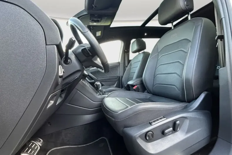 Volkswagen Tiguan Allspace din 2023 cu 52.195 km - oferta VOL162199 - foto 9