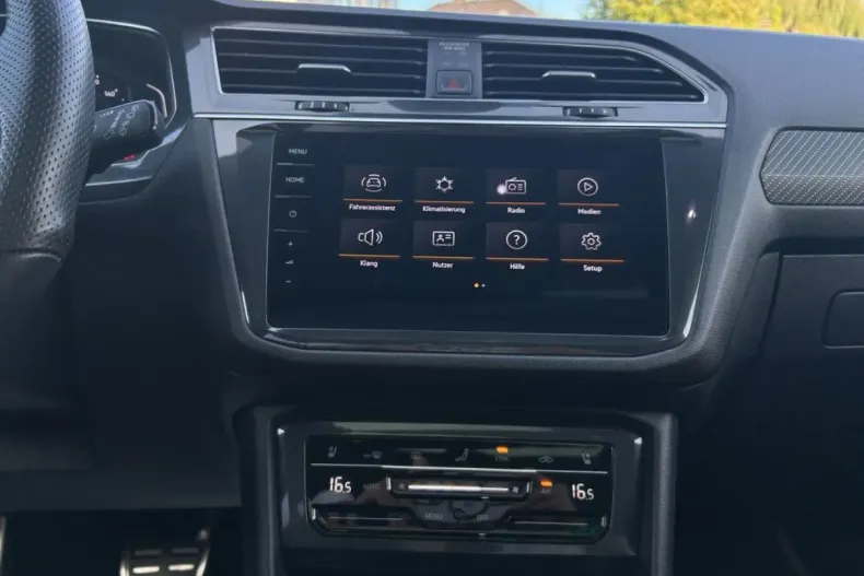 Volkswagen Tiguan Allspace din 2023 cu 52.195 km - oferta VOL162199 - foto 11