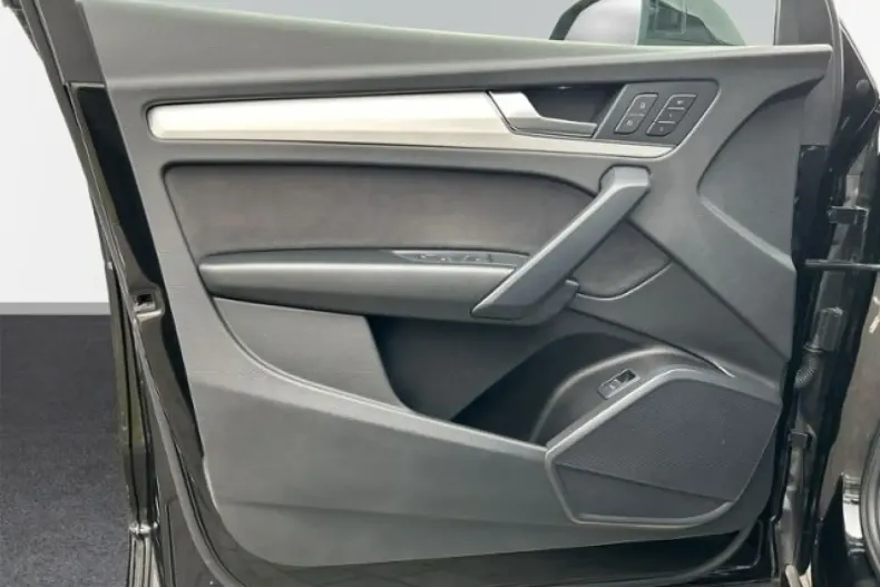 Audi Q5 din 2022 cu 70.199 km - oferta AUD162203 - foto 6