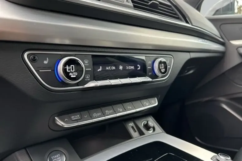 Audi Q5 din 2022 cu 70.199 km - oferta AUD162203 - foto 9