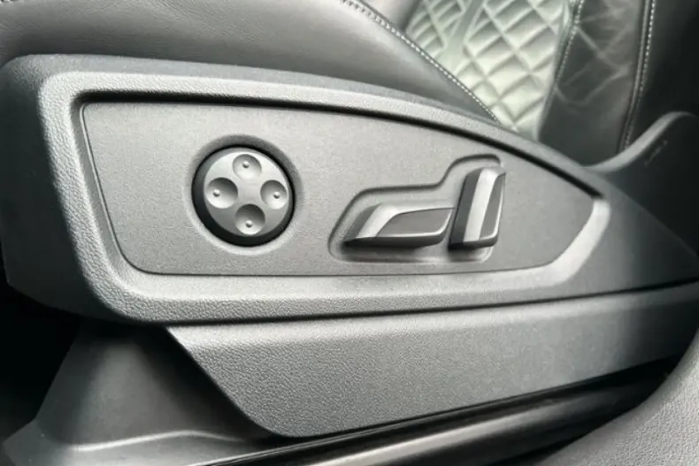 Audi Q5 din 2022 cu 70.199 km - oferta AUD162203 - foto 11