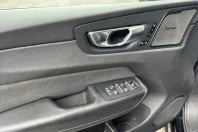 Volvo XC60 din 2022 cu 73.890 km - oferta VOL162213 - foto 8