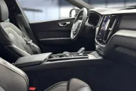 Volvo XC60 din 2022 cu 73.890 km - oferta VOL162213 - foto 19