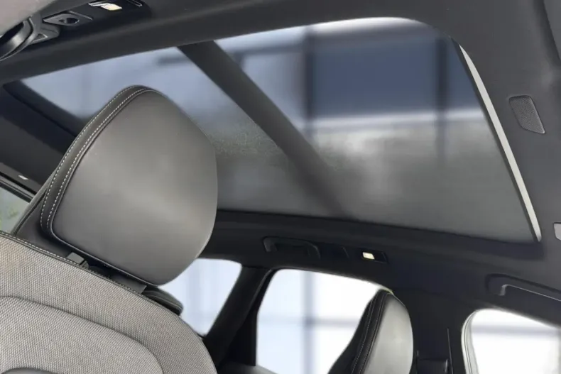 Volvo XC60 din 2022 cu 73.890 km - oferta VOL162213 - foto 20