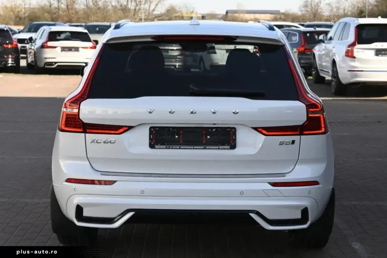 Volvo XC60 din 2022 cu 61.400 km - oferta VOL162214 - foto 4