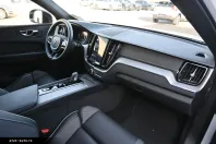 Volvo XC60 din 2022 cu 61.400 km - oferta VOL162214 - foto 13