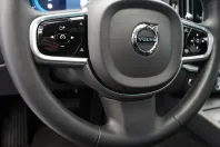 Volvo XC60 din 2022 cu 26.523 km - oferta VOL162220 - foto 10