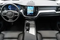 Volvo XC60 din 2022 cu 26.523 km - oferta VOL162220 - foto 11