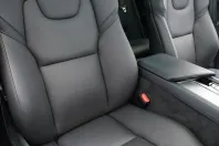 Volvo XC60 din 2022 cu 26.523 km - oferta VOL162220 - foto 15