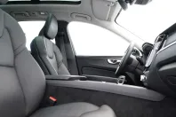 Volvo XC60 din 2022 cu 26.523 km - oferta VOL162220 - foto 17