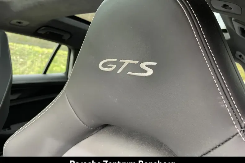 Porsche Panamera din 2022 cu 48.100 km - oferta POR162222 - foto 28