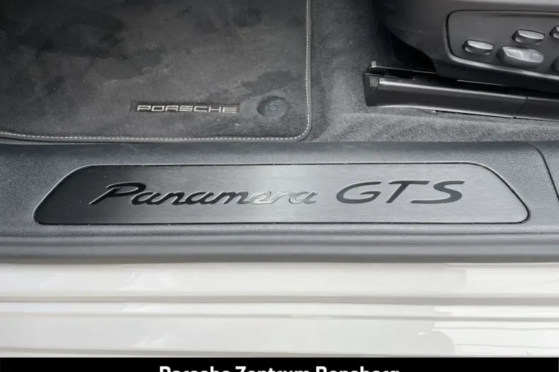 Porsche Panamera din 2022 cu 48.100 km - oferta POR162222 - foto 30