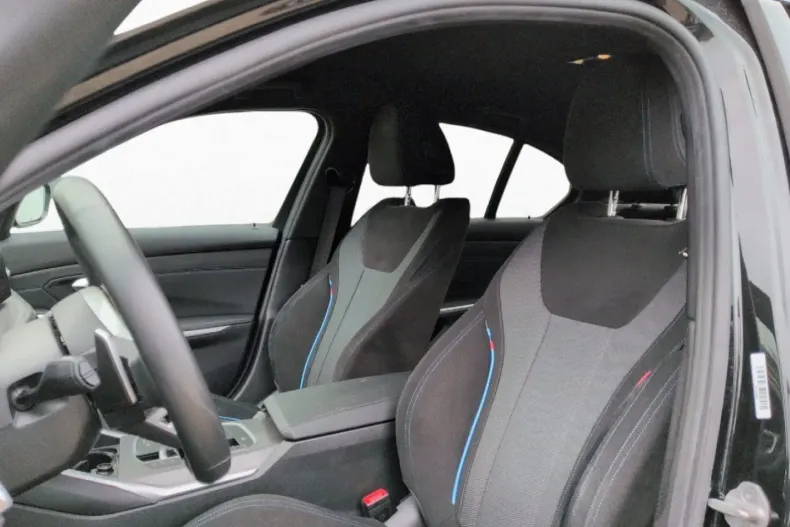 BMW 320 din 2025 cu 27.276 km - oferta BMW162228 - foto 6