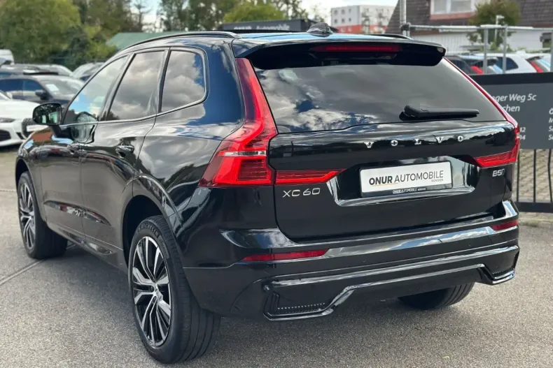 Volvo XC60 din 2022 cu 45.800 km - oferta VOL162229 - foto 6