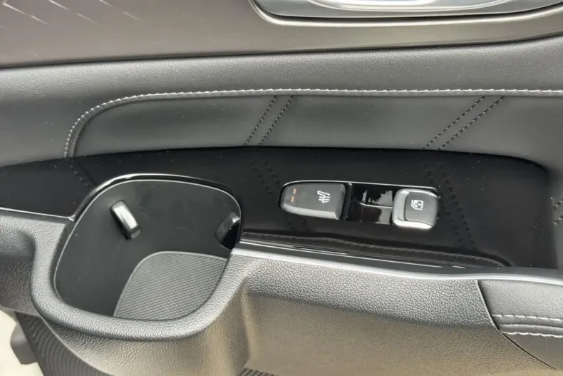 Kia Sorento din 2023 cu 12.490 km - oferta KIA162230 - foto 18