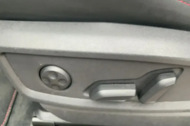 Audi Q5 din 2022 cu 71.130 km - oferta AUD162231 - foto 18