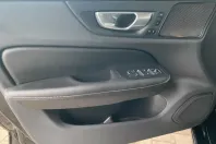 Volvo S60 din 2023 cu 11.360 km - oferta VOL162235 - foto 9