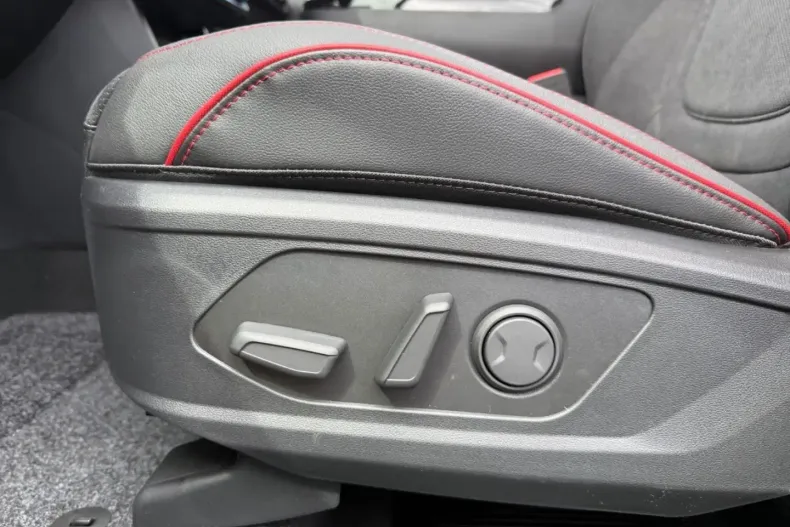 Hyundai TUCSON din 2025 cu 13.990 km - oferta HYU162239 - foto 10