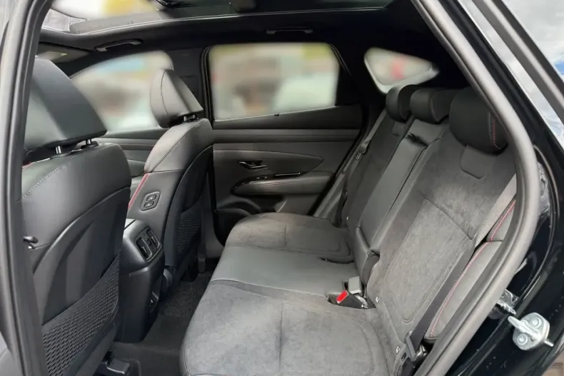 Hyundai TUCSON din 2025 cu 13.990 km - oferta HYU162239 - foto 19