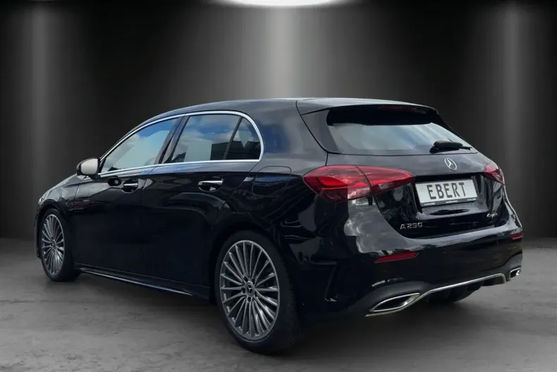 Mercedes-Benz A 250 din 2022 cu 14.989 km - oferta MER162243 - foto 3