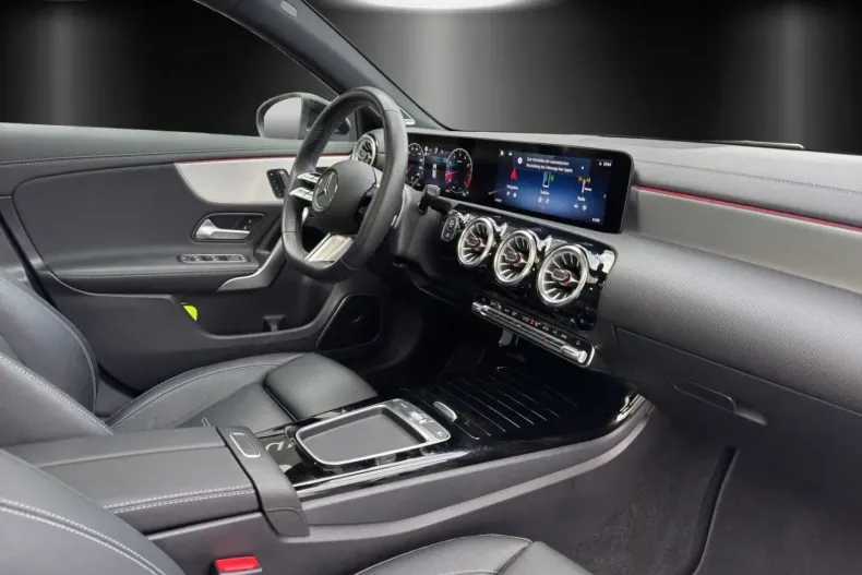 Mercedes-Benz A 250 din 2022 cu 14.989 km - oferta MER162243 - foto 12