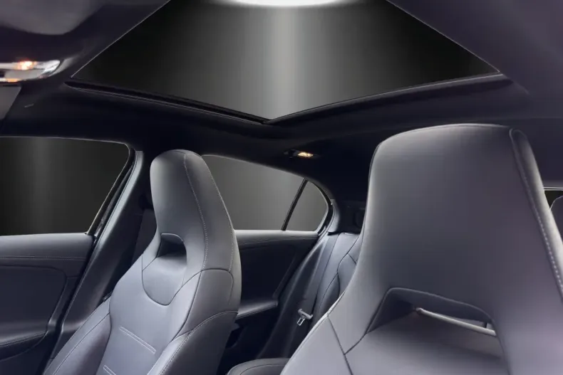 Mercedes-Benz A 250 din 2022 cu 14.989 km - oferta MER162243 - foto 14