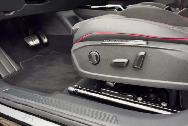 Volkswagen ID.5 din 2023 cu 16.394 km - oferta VOL162244 - foto 15