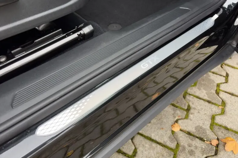 Volkswagen ID.5 din 2023 cu 16.394 km - oferta VOL162244 - foto 21