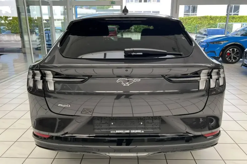 Ford Mustang Mach-E din 2023 cu 10.000 km - oferta FOR162249 - foto 5