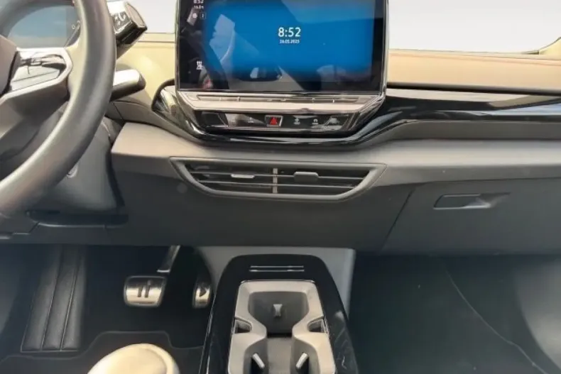 Volkswagen ID.4 din 2023 cu 38.725 km - oferta VOL162250 - foto 11